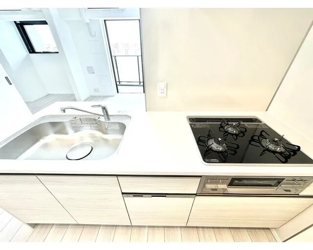Comforia Liv Sumiyoshi Chida - Interior - ["Flooring", "Plumbing fixture", "Sink"]