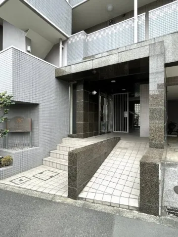 Saint Emilion Setagaya Kaminoge - Exterior - ["Apartment", "Ceiling", "Daylighting"]