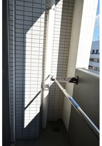 Castalia Shinjuku - Interior - ["Composite material", "Metal", "Tile"]