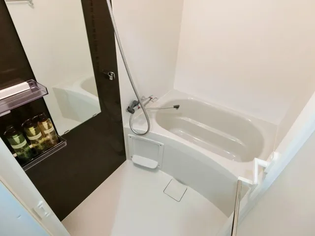 Dearlycious Ikebukuro - Interior - ["Plumbing fixture", "Bathtub", "Bathroom"]