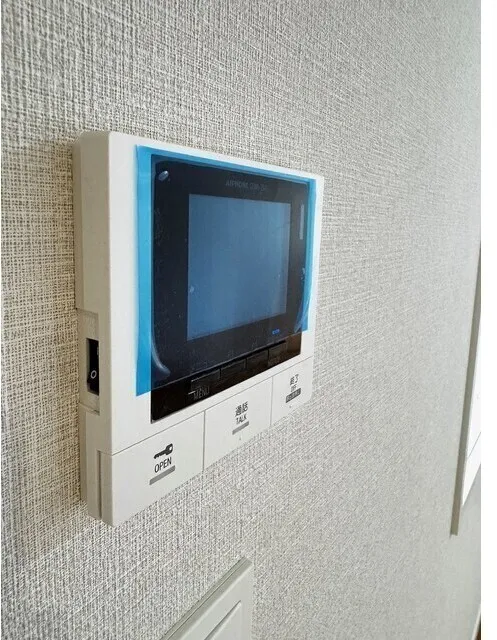 Well Square Hatagaya - Interior - ["Electronic device", "Electronics", "Display device"]