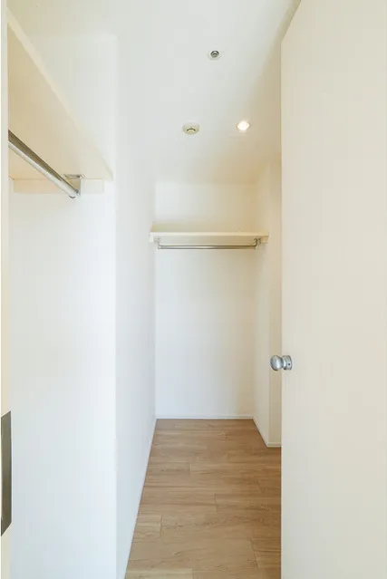 Frontier Residence The Tower Shinagawa - Interior - ["Flooring", "Floor", "Wood"]