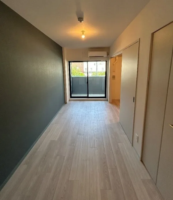WORVE Suita Esaka - Interior - ["Flooring", "Floor", "Ceiling"]