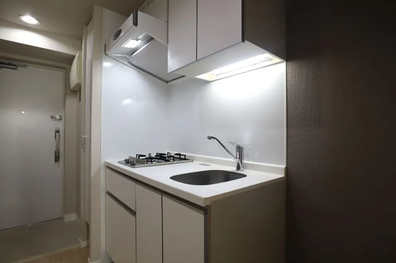 Castalia Omori II - Interior - ["Apartment", "Ceiling", "Cabinetry"]