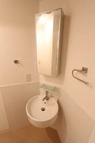 Prime Urban Ebisu II - Interior - ["Bathroom", "Property", "Room"]