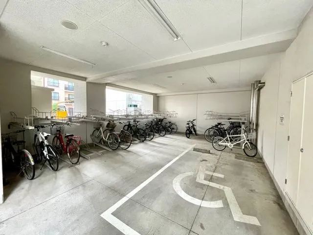 Residia Tsukishima 3 - Other - ["Bicycle", "Wheel", "Tire"]