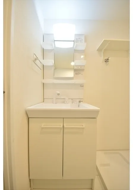 Le Coeur Shibuya Honmachi - Interior - ["Bathroom Sink", "Plumbing fixture", "Bathroom cabinet"]