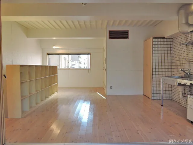 Elstanza Daikanyama - Interior - ["Window", "Wood", "Building"]
