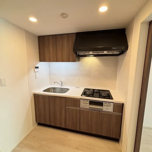 Park Axis Shinagawa Tennozu Isle - Interior - ["Flooring", "Floor", "Apartment"]