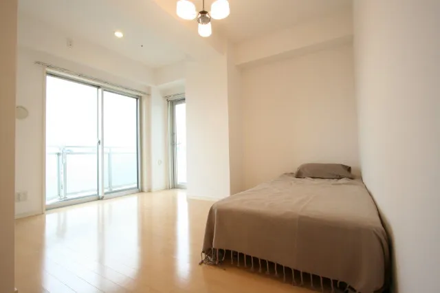 Castalia Hatsudai - Interior - ["Property", "Building", "Window"]