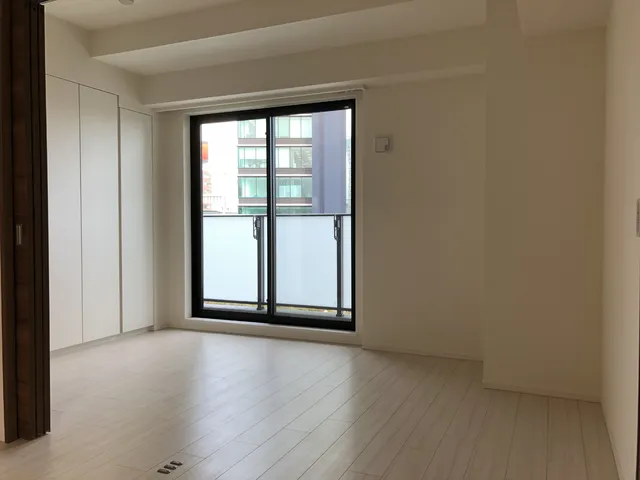 IVY WEST - Interior - ["Window", "Building", "Fixture"]