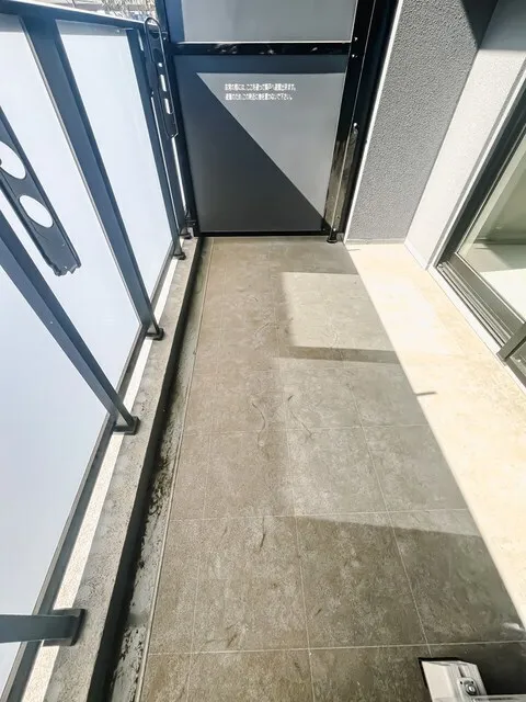 Brookside Residence Kiba - Interior - ["Floor", "Flooring", "Composite material"]