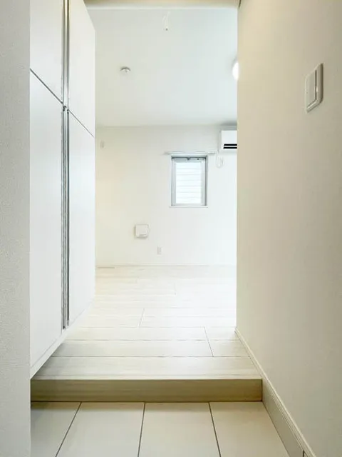 CASA GRAZIE Nishi-Ojima - Interior - ["Fixture", "Wood", "Building"]