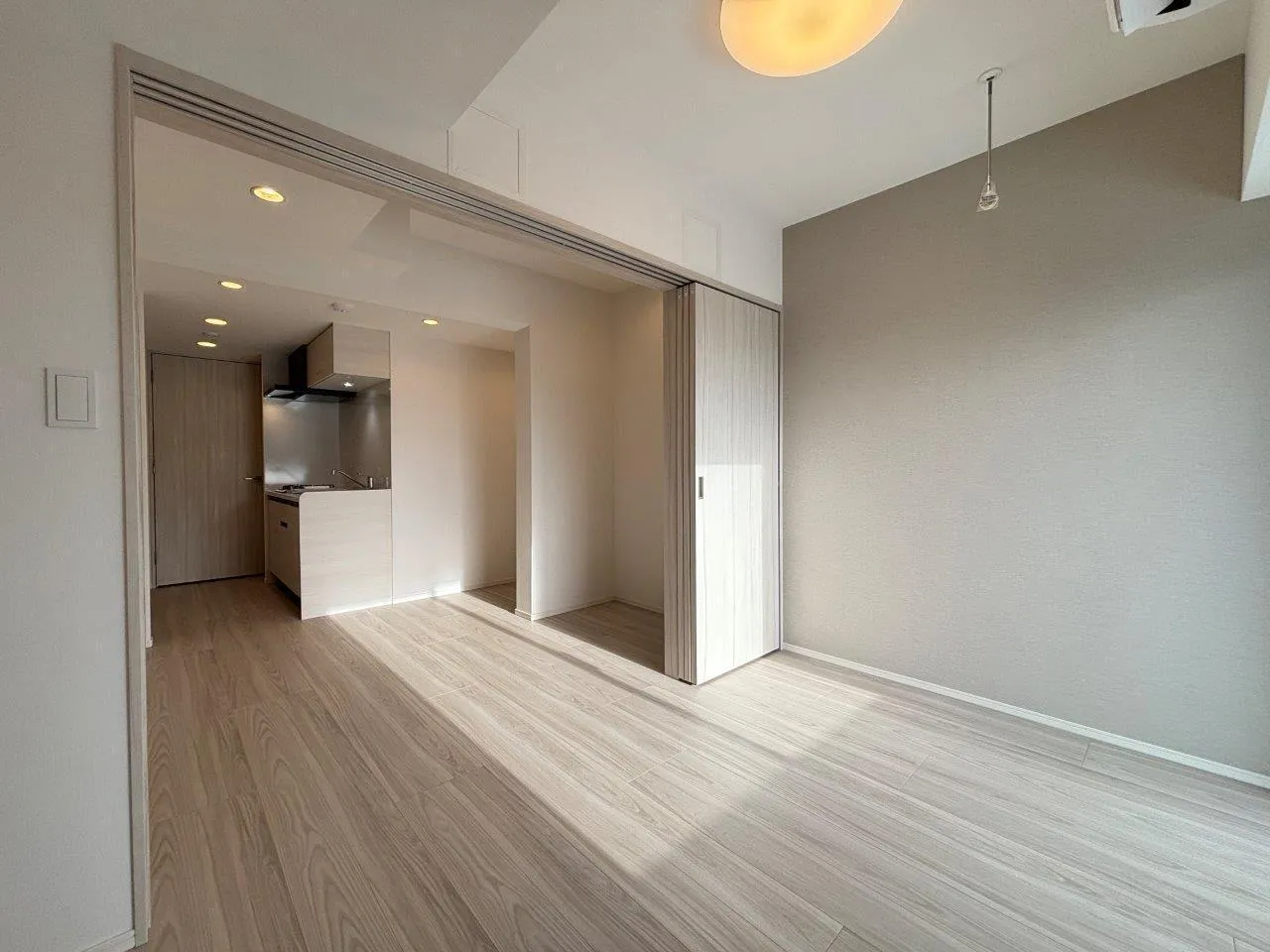 Lefon Livent Suginami Eifuku - Interior - ["Flooring", "Floor", "Ceiling"]