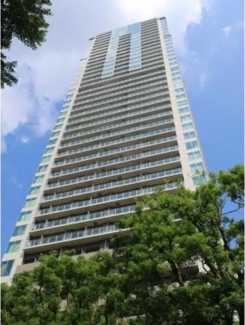 Akasaka Tower Residence Top Of The Hill - Exterior - ["Condominium", "Metropolitan area", "Building"]