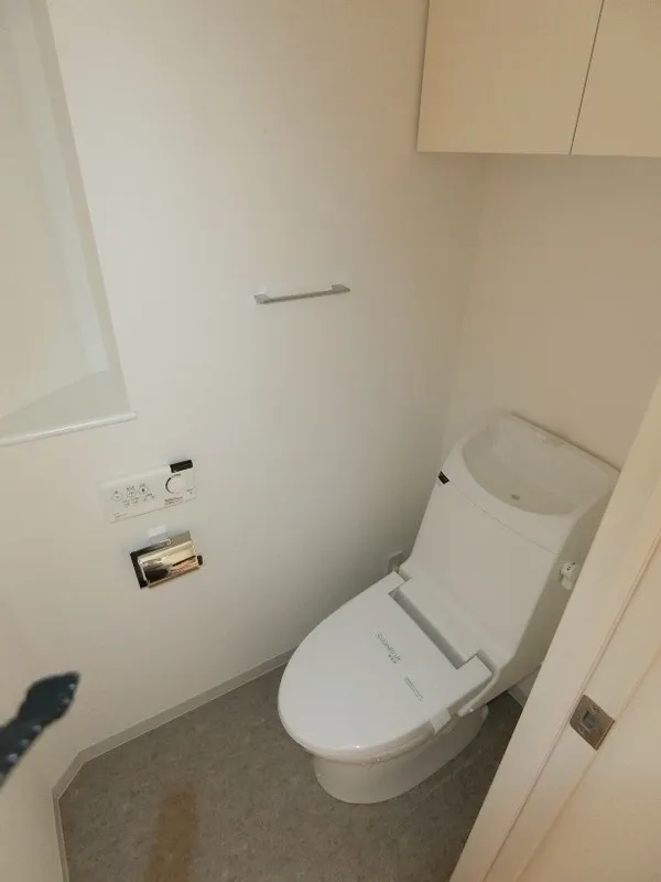 Residence Shirokane Colore - Interior - ["Plumbing fixture", "Flooring", "Floor"]