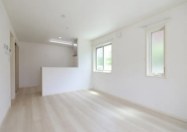 Casa Serena - Interior - ["Window", "Fixture", "Building"]