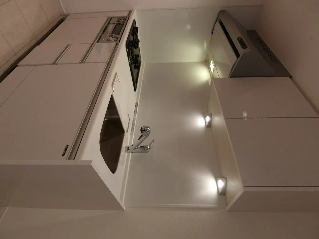Doue Yoyogi - Interior - ["Automotive design", "Flooring", "Floor"]