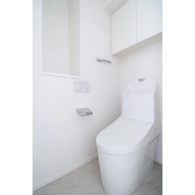 Dimus Ueno Okachimachi - Interior - ["Toilet", "Fixture", "Toilet seat"]