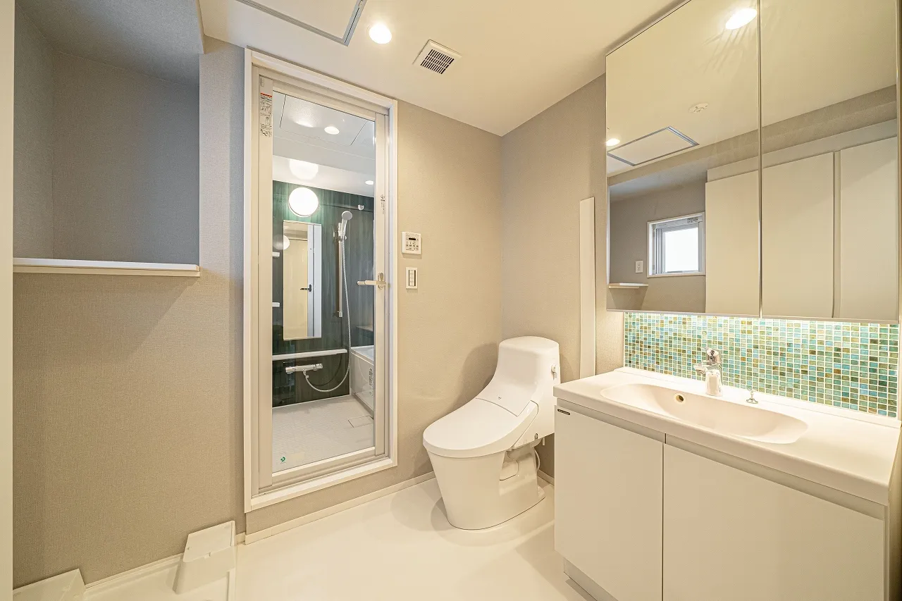 Gran Casa Monzen Nakamachi - Interior - ["Building", "Property", "Plumbing fixture"]