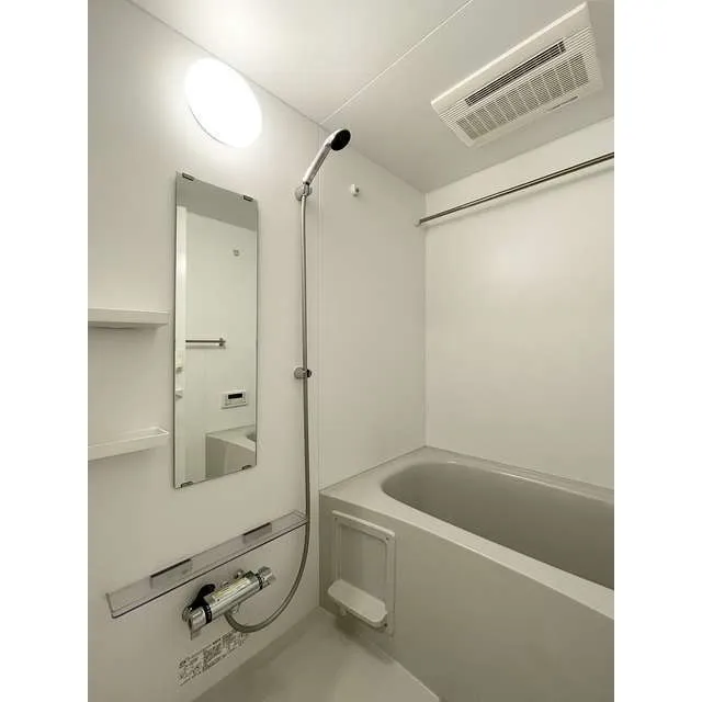 ASTILE Harajuku - Interior - ["Plumbing fixture", "Building", "Bathroom"]