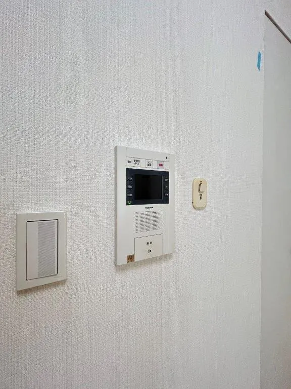 KDX Residence Higashi Shinjuku - Interior - ["Technology", "Home Security", "Electronics"]