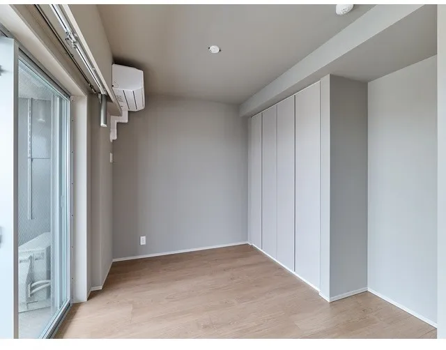 Baus Flats Kuramae - Interior - ["Flooring", "Floor", "Wood"]
