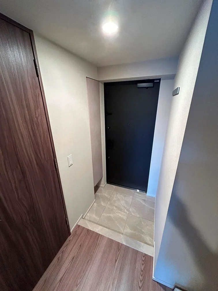 Lefon Progres Shimura Sakaue - Interior - ["Wood", "Flooring", "Floor"]