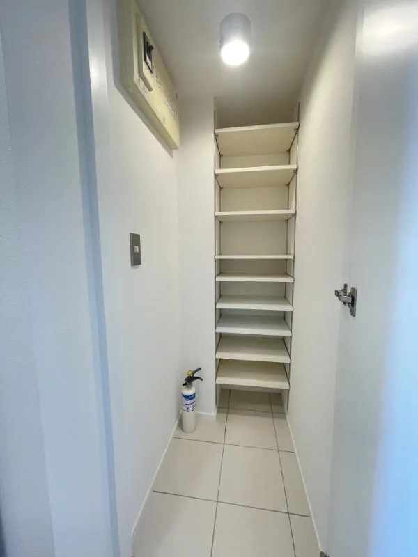 Residia Shin Okachimachi - Interior - ["Flooring", "Floor", "Interior design"]