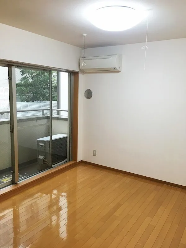 Belaire Meguro - Interior - ["Wood", "Fixture", "Hall"]