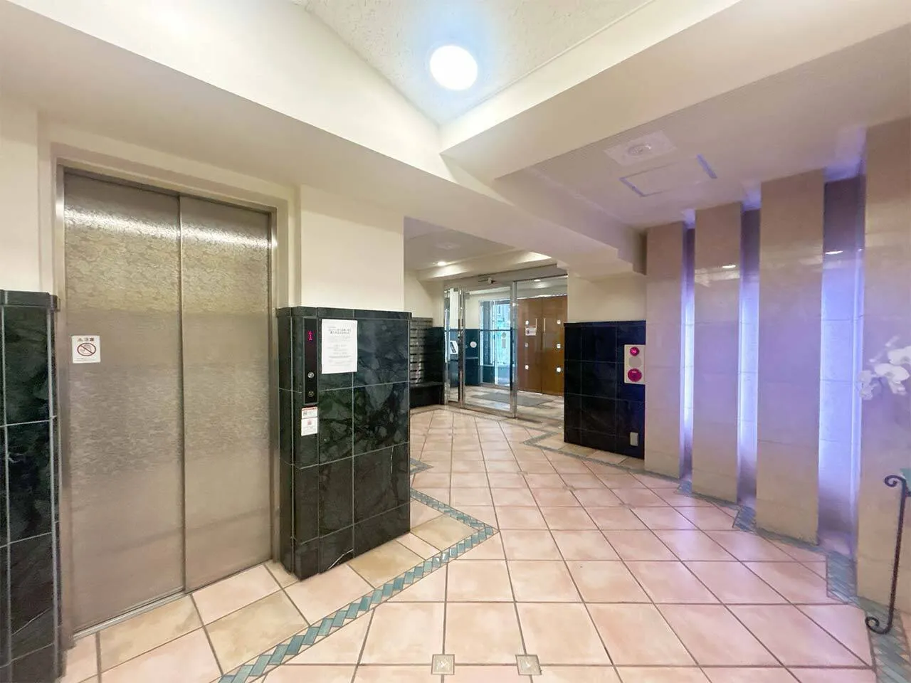 Mynavi STAY Urban Suite Jimbocho Station - Exterior - []