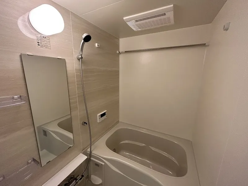 Rivento Fukushima Noda - Interior - ["Flooring", "Floor", "Plumbing fixture"]
