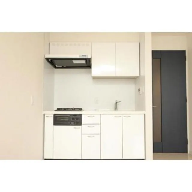 Park Axis Nihombashi Stage - Interior - ["Cabinetry", "Countertop", "Kitchen stove"]
