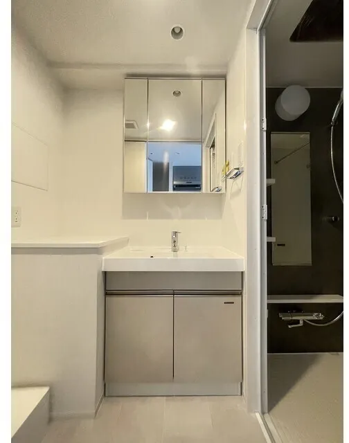 Urbanex Asakusabashi Front - Interior - ["Flooring", "Plumbing fixture", "Interior design"]