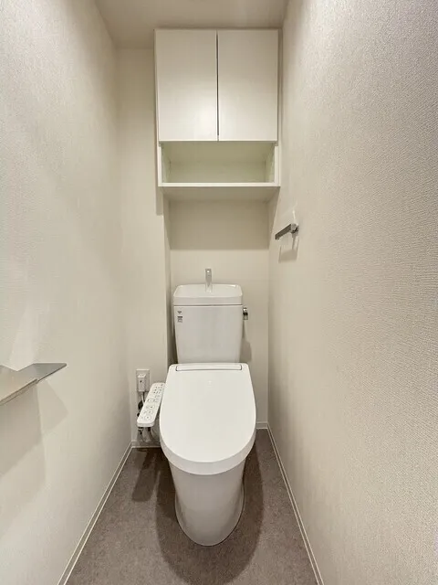 Asyl Court Nerima Nakamurabashi - Interior - ["Toilet seat", "Plumbing fixture", "Flooring"]