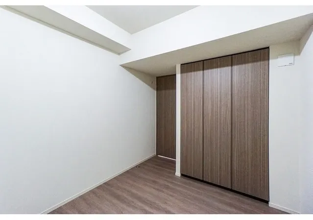 Belle Vue Chiyoda Iidabashi - Interior - ["Wood", "Rectangle", "Fixture"]