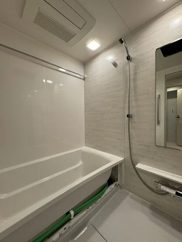 Lumiec Kinshicho - Interior - ["Flooring", "Floor", "Plumbing fixture"]