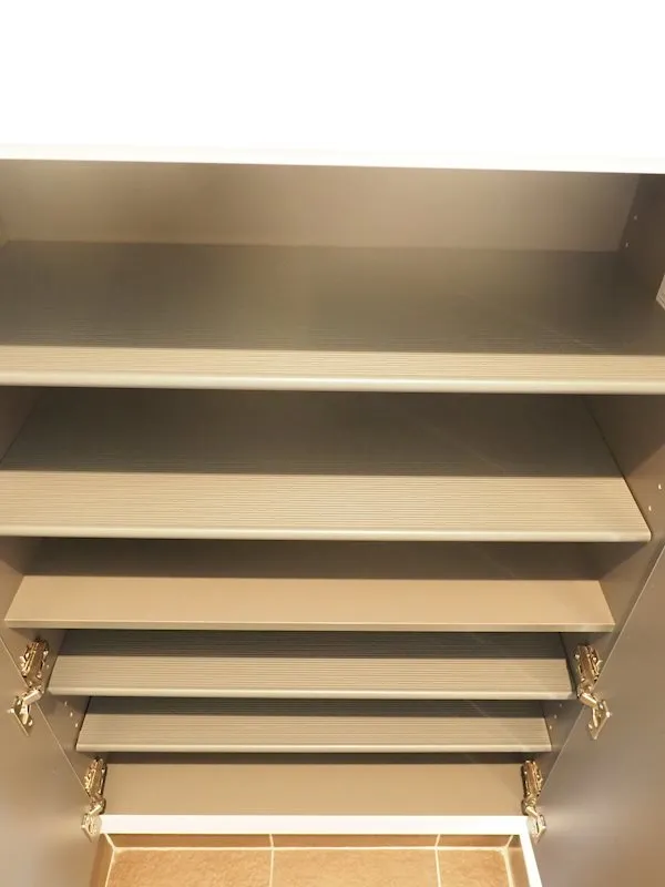 Cortile Kamikitazawa - Interior - ["Brown", "Bookcase", "Shelf"]