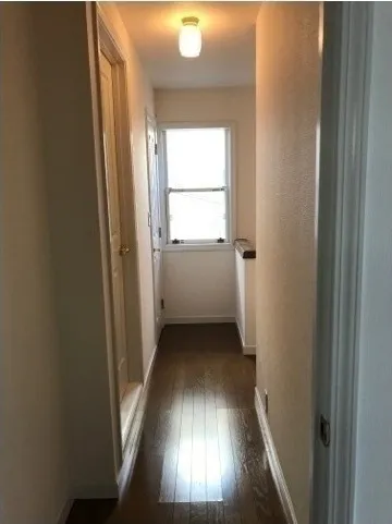 Ks Flat - Interior - ["Building", "Fixture", "Window"]