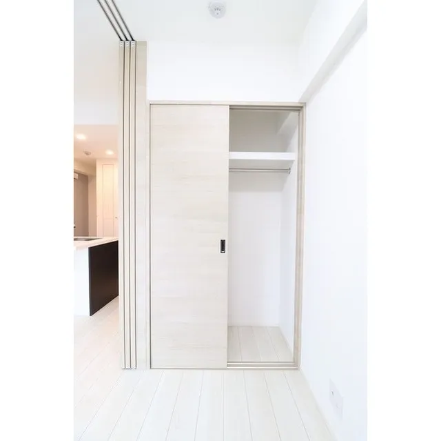 HF Yahiro Residence - Interior - ["Property", "Room", "Ceiling"]