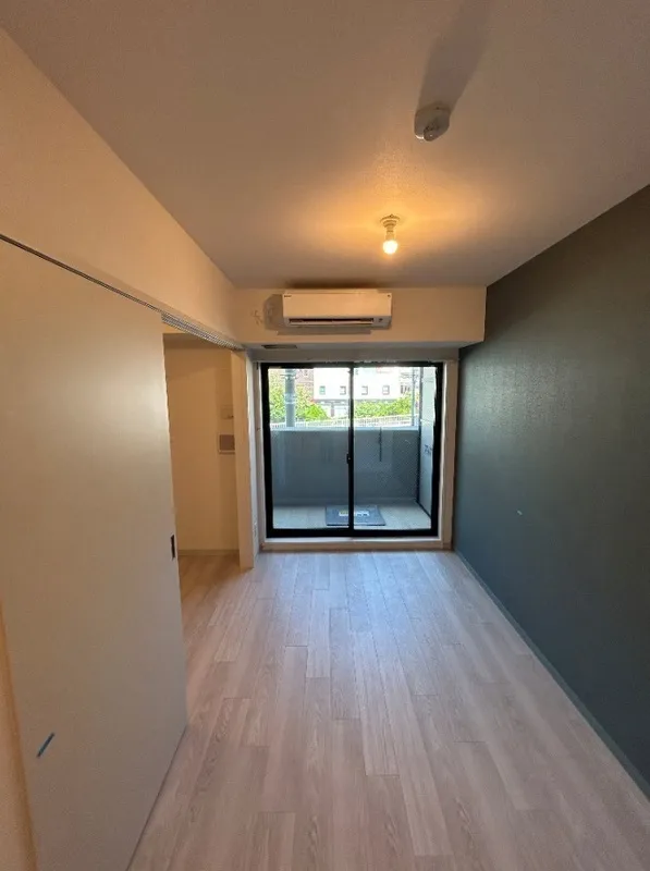 WORVE Suita Esaka - Interior - ["Floor", "Flooring", "Hardwood"]