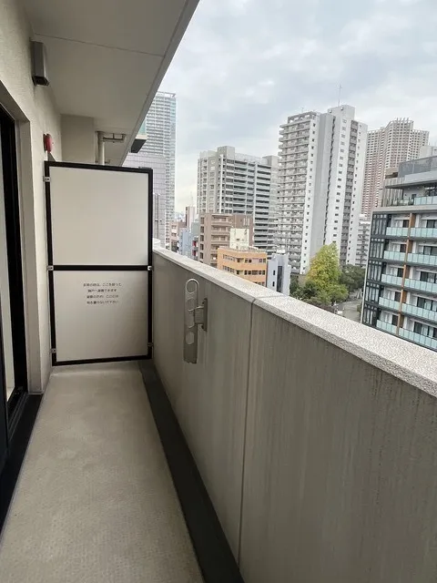KANZE SHIBAURA RESIDENCE - Interior - ["Apartment", "Floor", "Composite material"]