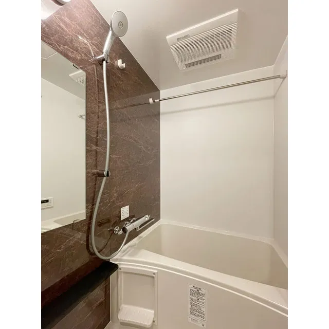Azur Terrace Monzennakacho - Interior - ["Shower head", "Plumbing fixture", "Shower"]