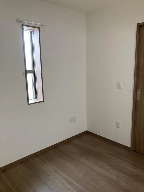 Vermeer - Interior - ["Flooring", "Floor", "Wood"]