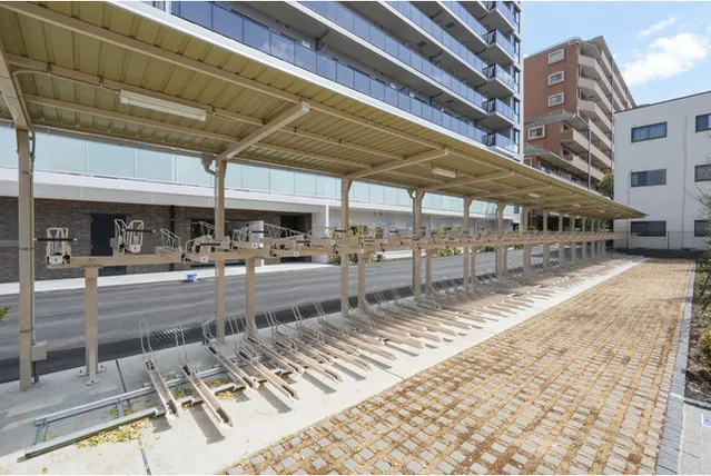 Comforia Liv Toyosu Canal - Other - ["Composite material", "Building material", "Steel"]
