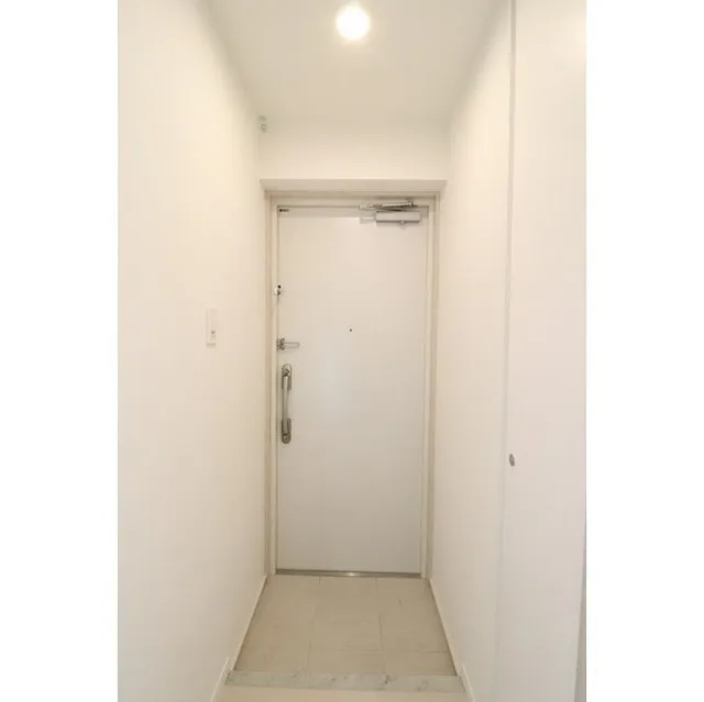 Nanpeidai HillTop House - Interior - ["Property", "Room", "Ceiling"]