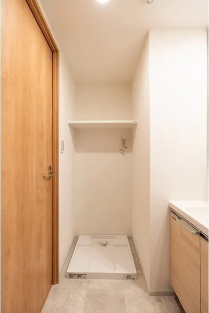 BPR Residence Nerima Fujimidai - Interior - ["Flooring", "Floor", "Wood"]