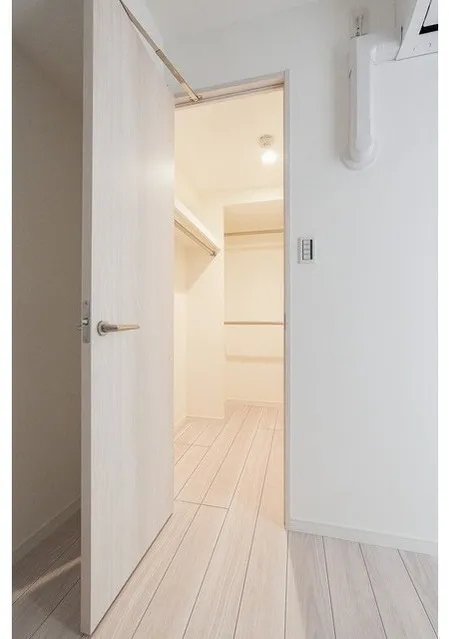 Comforia Liv Bunkyo Gokokuji - Interior - ["Flooring", "Wood", "Floor"]