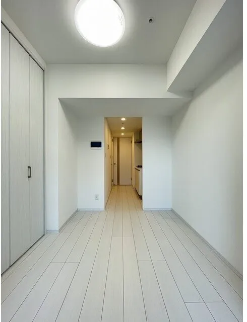 Comforia Liv Ueno - Interior - ["Flooring", "Floor", "Ceiling"]