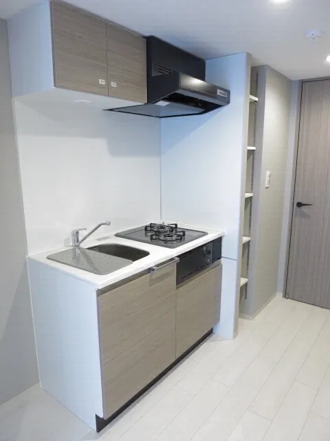 Live Casa Ueno - Interior - ["Wood", "Flooring", "Interior design"]